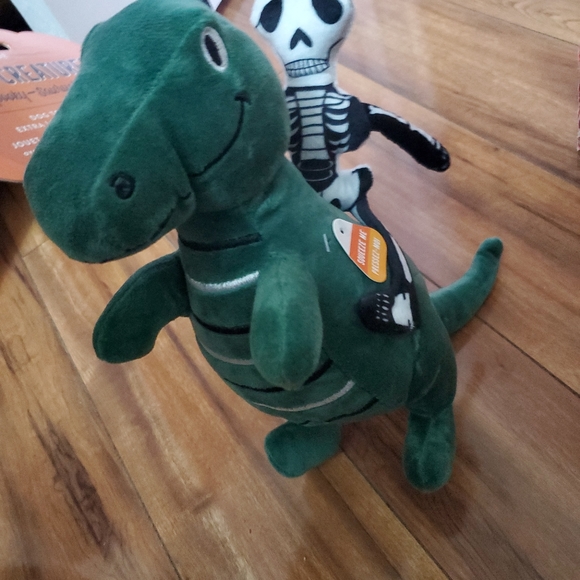 Fringe spooky Creatures - Picture 4 of 7